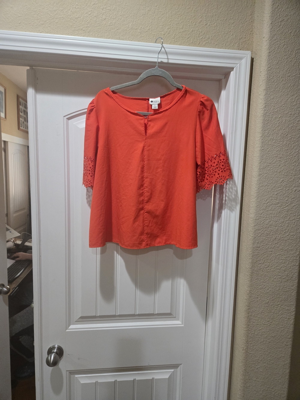 STYLUS Orange Eyelet Sleeve Peasant Blouse Size M - Picture 1 of 3